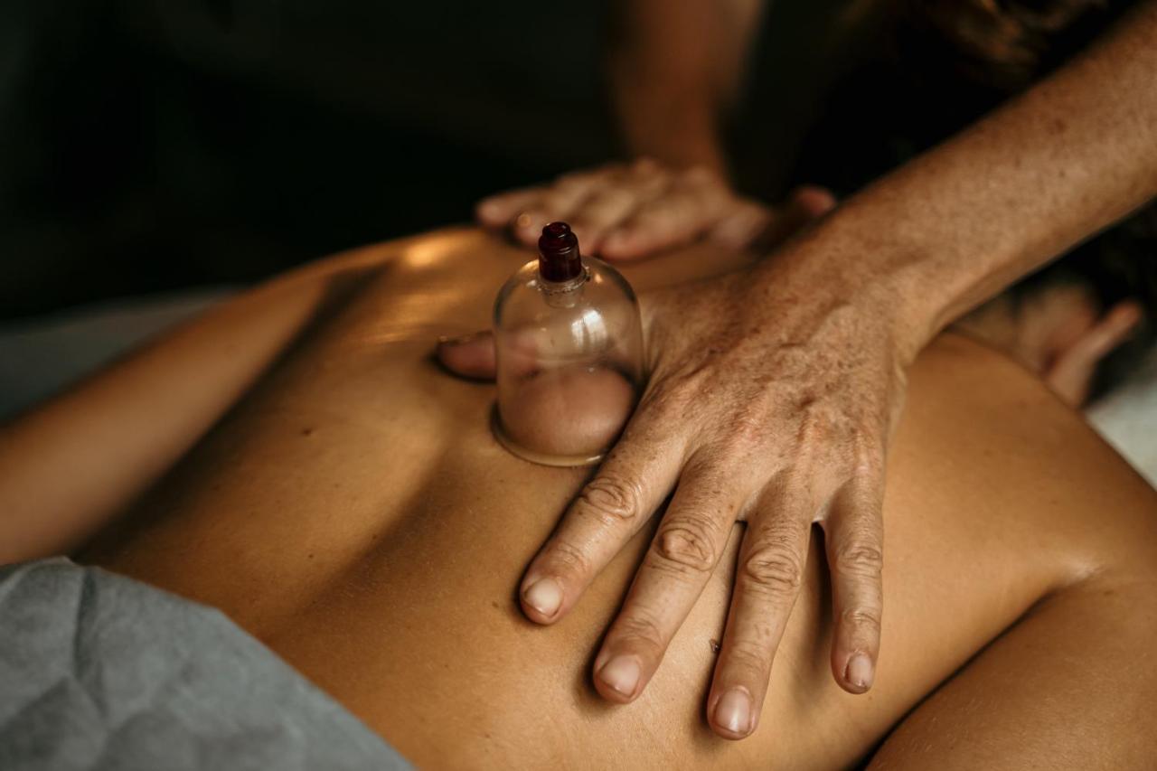 ホテル Breathe Healing & Wellness カンブタル エクステリア 写真