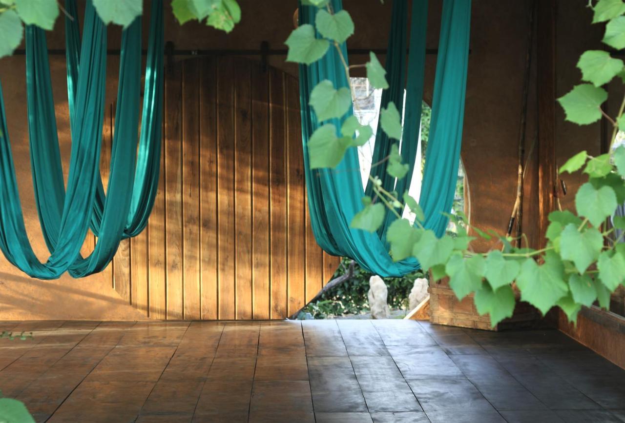 ホテル Breathe Healing & Wellness カンブタル エクステリア 写真